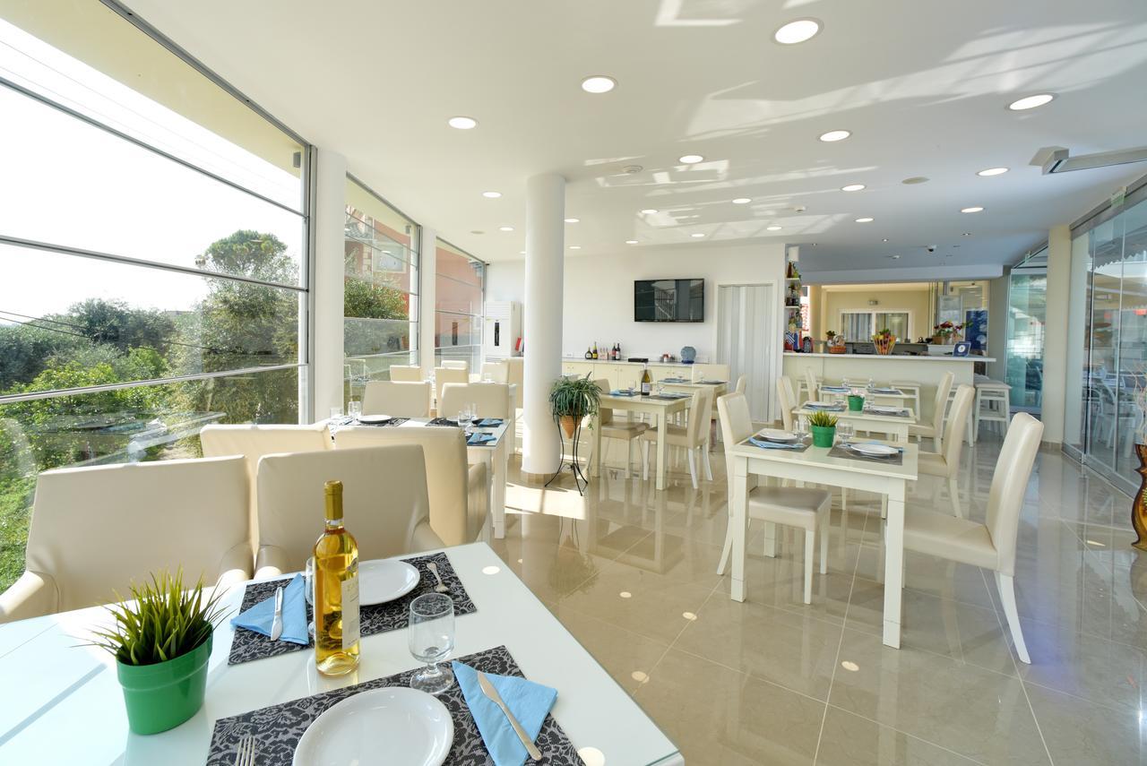Palapart Gikas House Gouvia Exterior photo